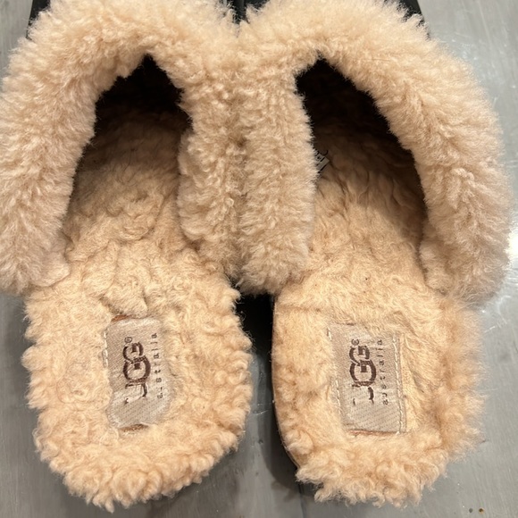 UGG clogs - Picture 5 of 8